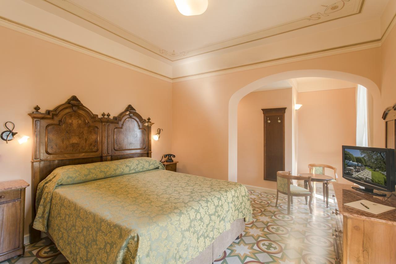 Hotel Gardenia Al Lago Gargnano Zewnętrze zdjęcie